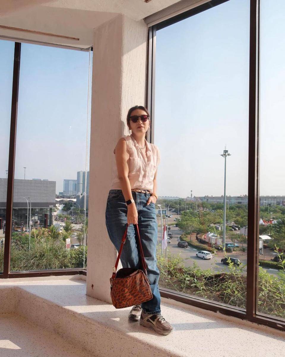 OOTD Jennifer Arnelita (instagram.com/jenniferarnelita)