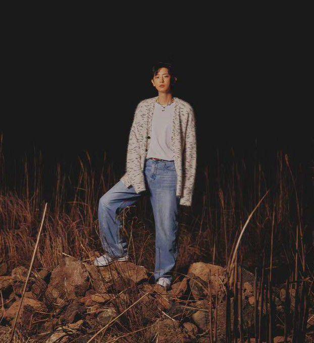 gaya daily outfit ala Chanyeol EXO (instagram.com/real__pcy)