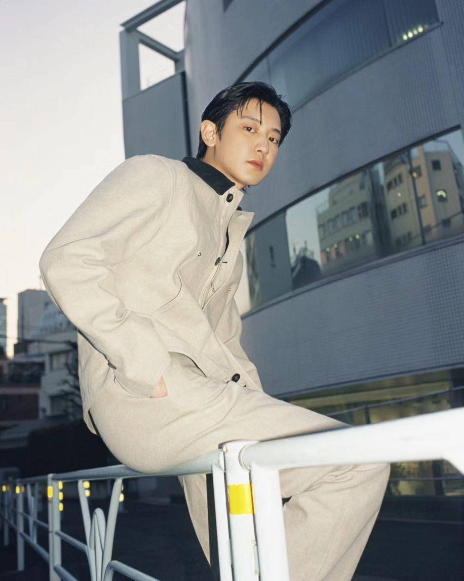 OOTD kekinian ala Chanyeol EXO (instagram.com/real__pcy)