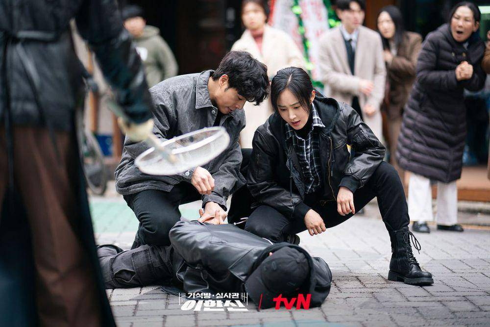 still cuts drama Parole Examiner Lee (instagram.com/tvn_drama)