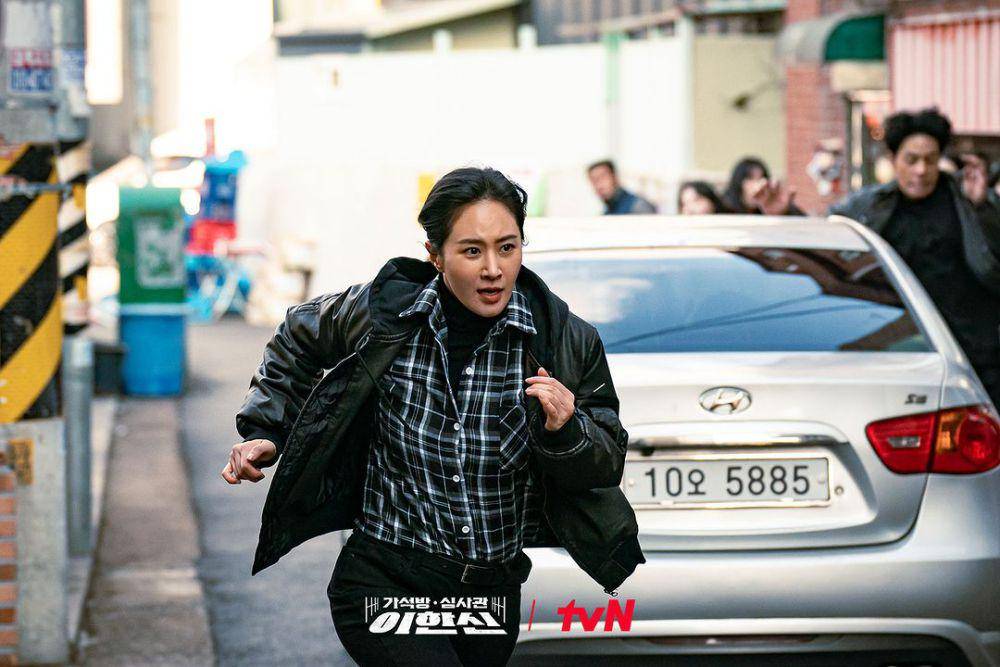 still cuts drama Parole Examiner Lee (instagram.com/tvn_drama)