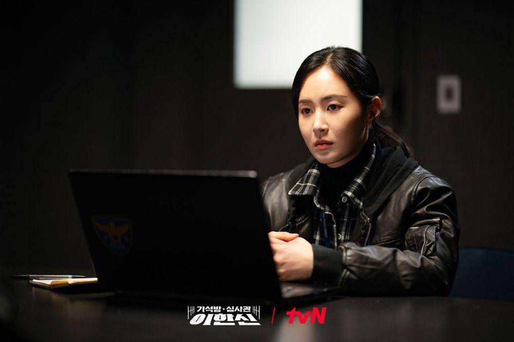 still cuts drama Parole Examiner Lee (instagram.com/tvn_drama)