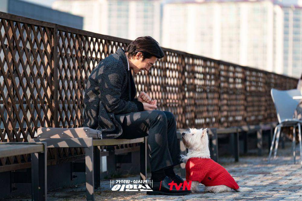 cuplikan drama Korea Parole Examiner Lee (instagram.com/tvn_drama)