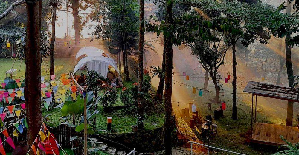 Gunung Geulis Camp Site (https://www.gununggeuliscampsite.id/)