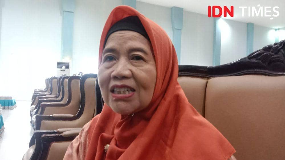 Dosen Ilmu Pemerintahan, Departemen Ilmu Politik dan Pemerintahan, Fisip Undip, Puji Astuti. (IDN Times/Fariz Fardianto)