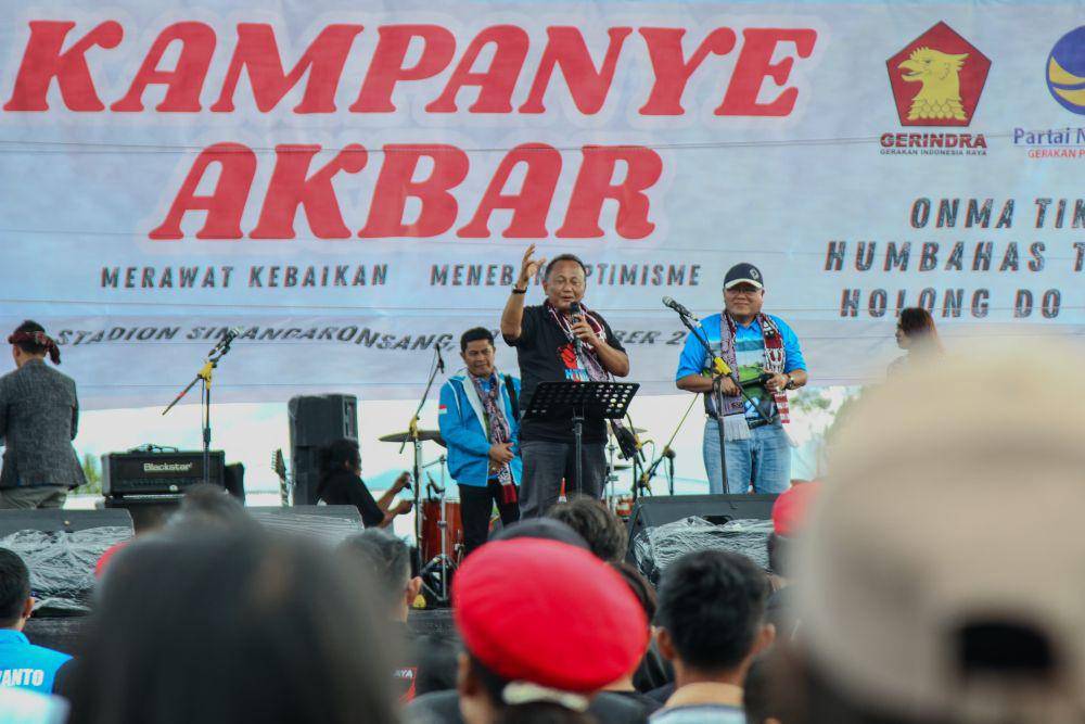 Kampanye akbar Hendri Simamora-Yanto Sihotang di Humbahas, Selasa (19/11/2024) (dok.istimewa)