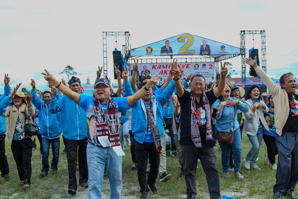 Kampanye akbar Hendri Simamora-Yanto Sihotang di Humbahas, Selasa (19/11/2024) (dok.istimewa)