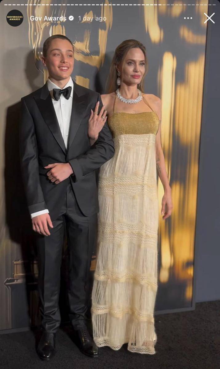 potret Angelina Jolie dan Knox Pitt di Governors Awards 2024 (via instagram.com/theacademy)