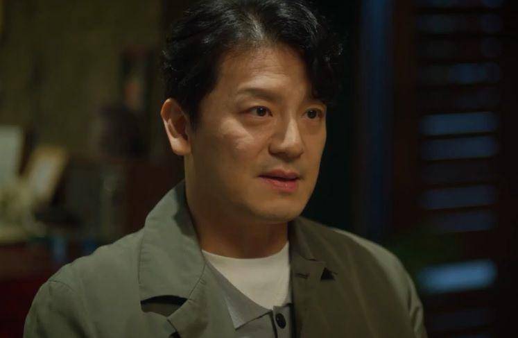 cuplikan drama Korea Parole Examiner Lee (www.youtube.com/@tvNDRAMA_official)