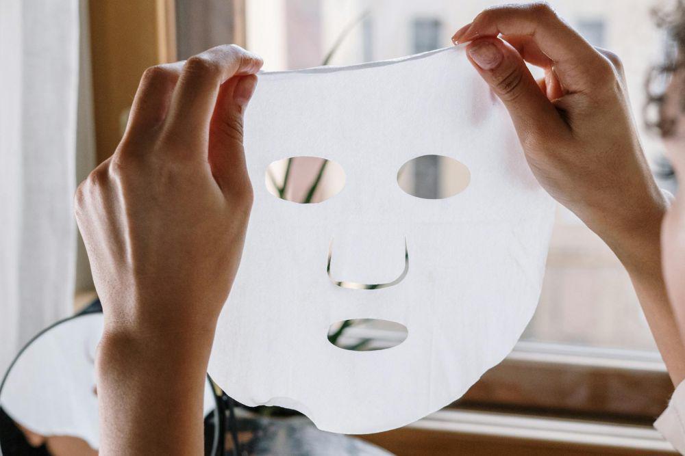 4 Sheet Mask dengan Ekstrak Bambu, Lembapkan Kulit!