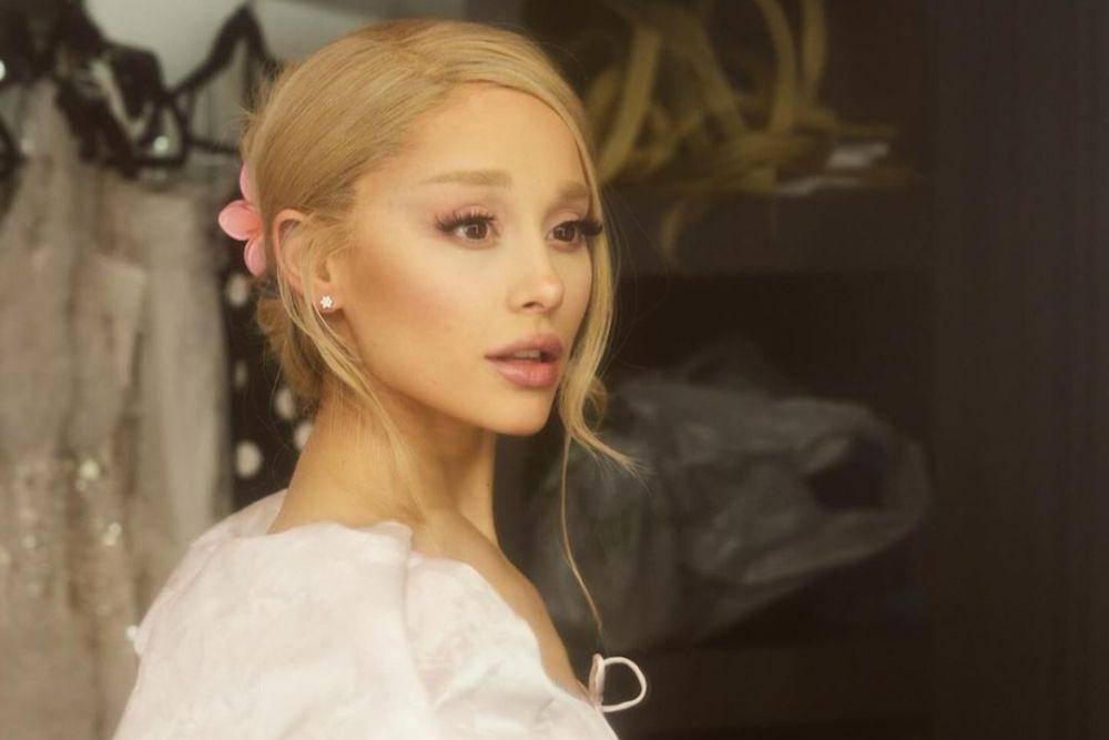 Ariana Grande (instagram.com/arianagrande)