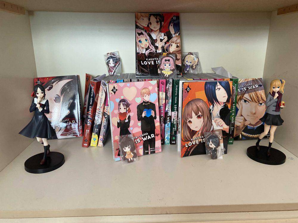potret koleksi Kaguya-sama: Love Is War (reddit.com/user/AnAsianGuyWhoEatsDog)