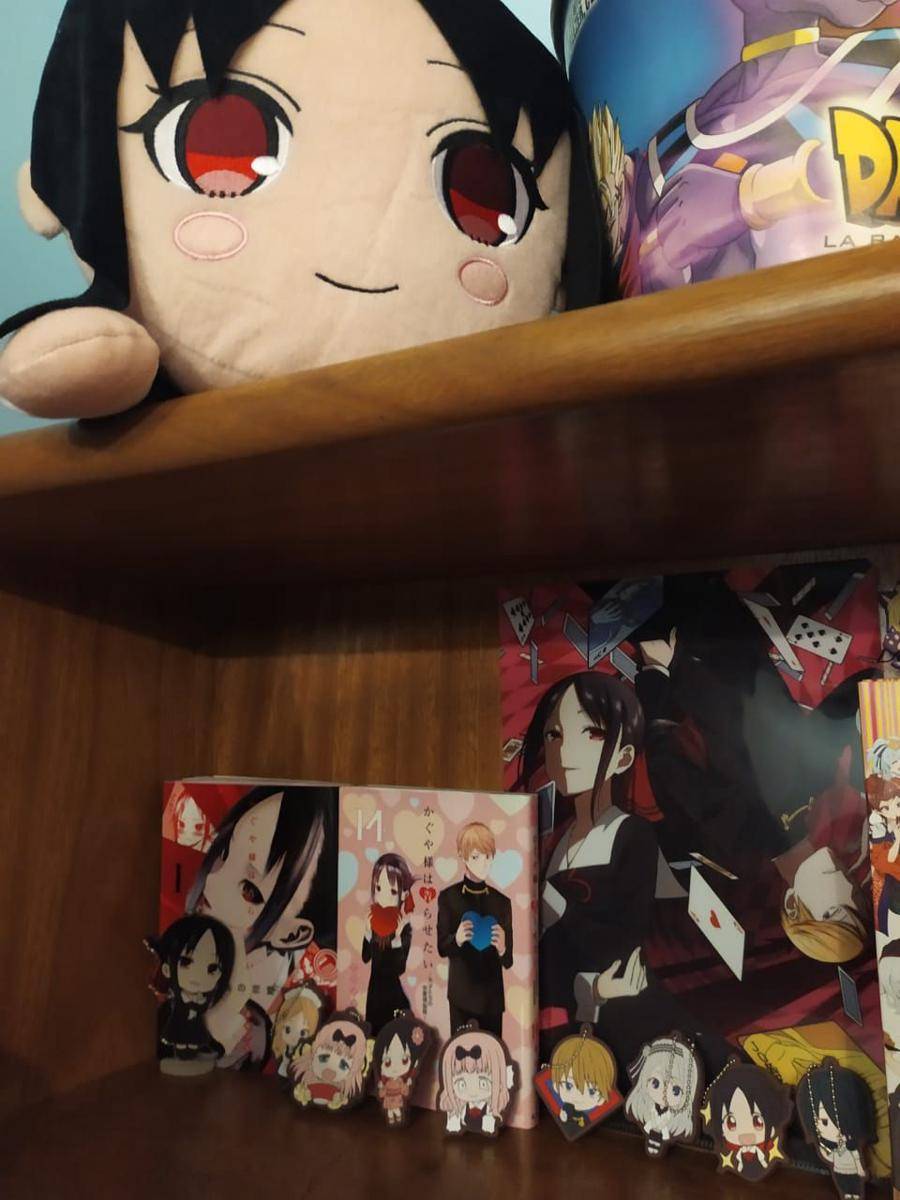 potret koleksi Kaguya-sama: Love Is War (reddit.com/user/DamianR95)