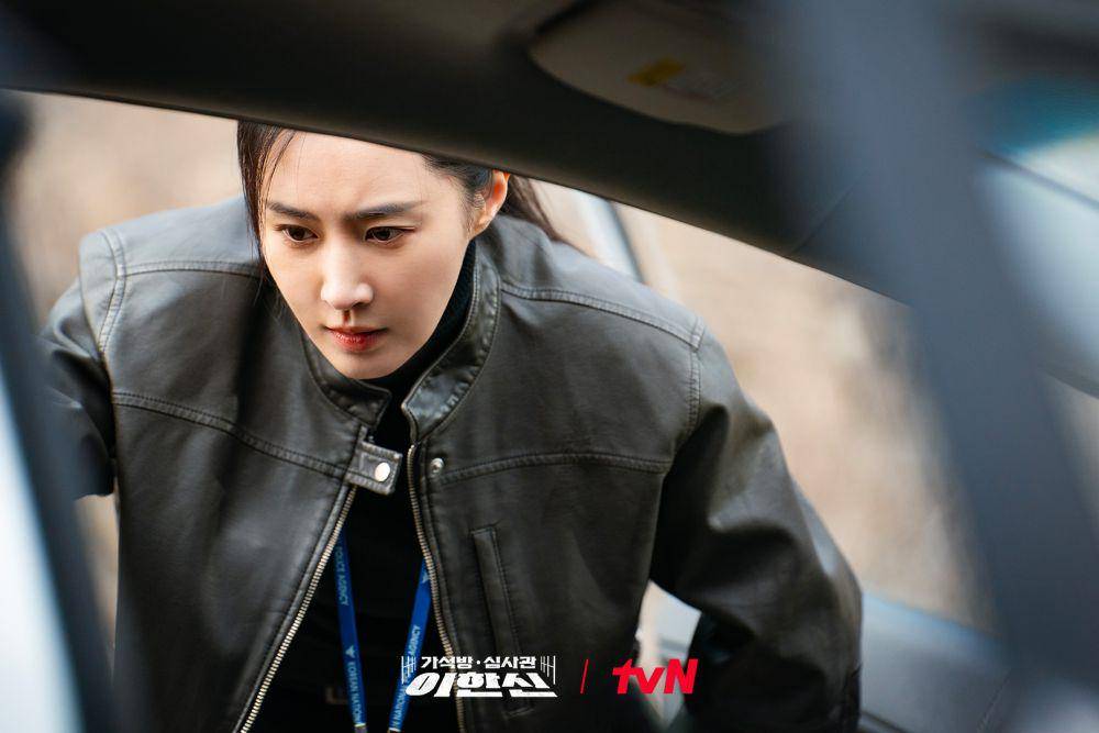 Kwon Yuri di Parole Examiner Lee (x.com/CJnDrama)
