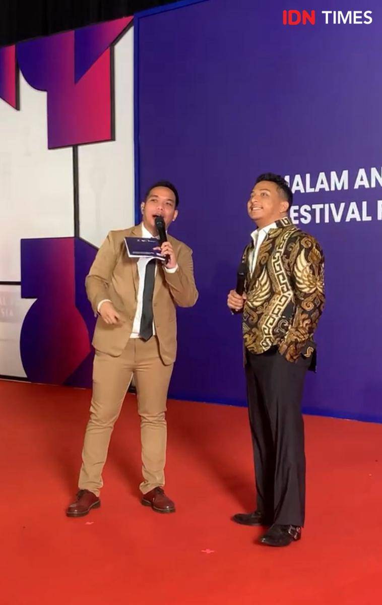 potret artis di red carpet FFI 2024 (IDN Times/Elizabeth Chiquita)
