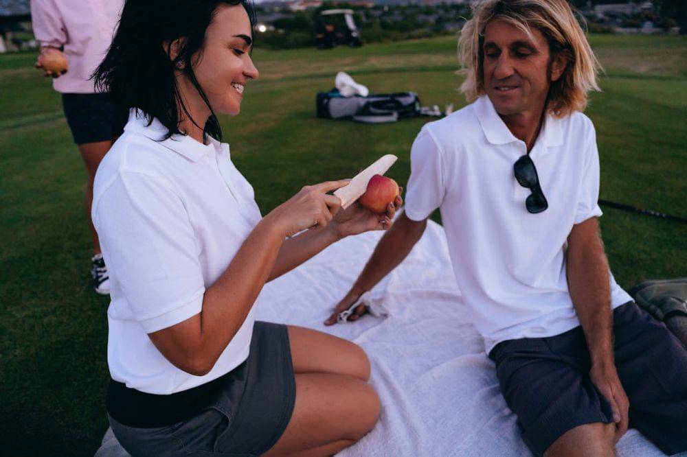 ilustrasi persahabatan (pexels.com/Mikhail Nilov)