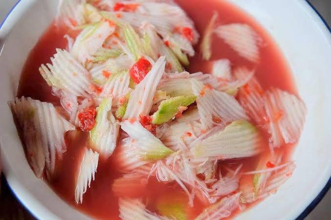 Resep Membuat Rujak Kuah Pindang Khas Bali yang Segar Banget