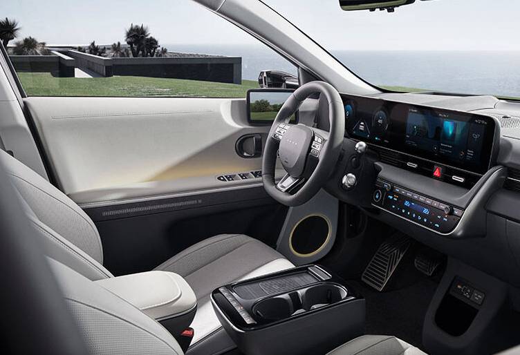 Hyundai Ioniq (hyundai.com)