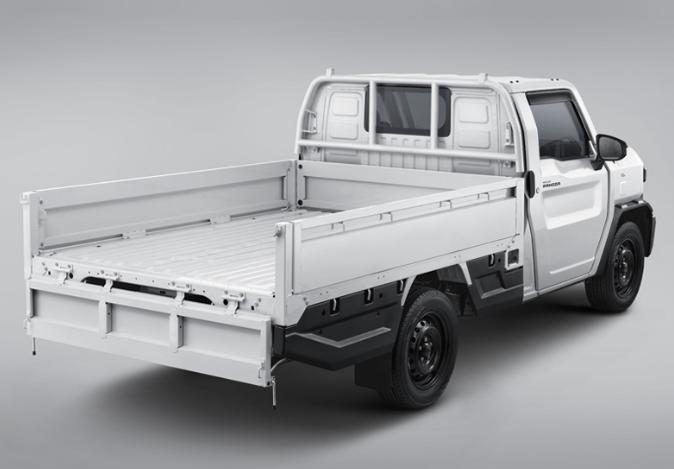 Toyota Hilux Rangga Bisa Angkut 56 Galon Air Mineral, Ini Rahasianya!