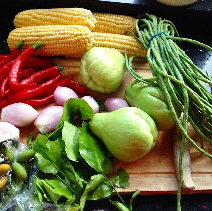 Ilustrasi bahan membuat sayur asem. Instagram/foodirius