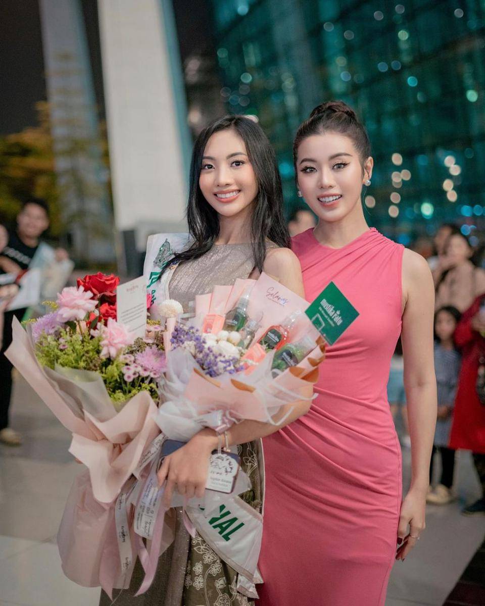Potret Kepulangan Sophie Kirana Usai Ajang Miss International 2024 (Instagram.com/officialputeriindonesia)