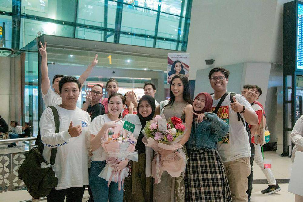 Potret Kepulangan Sophie Kirana Usai Ajang Miss International 2024 (Instagram.com/officialputeriindonesia)