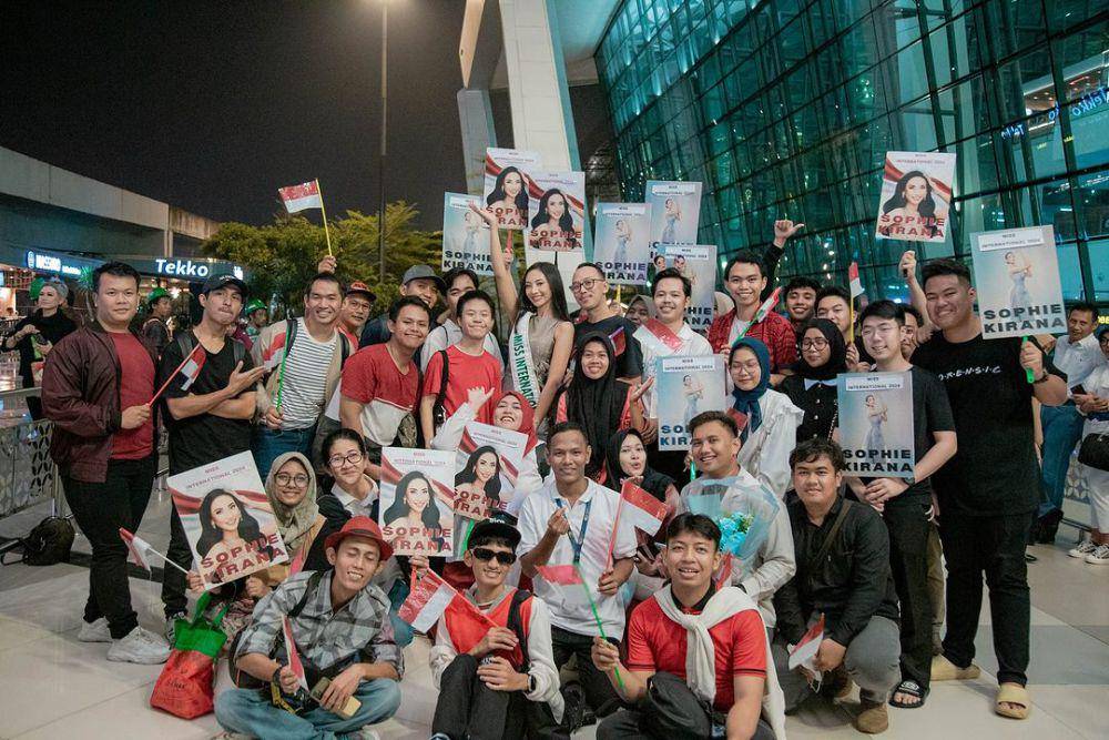 Potret Kepulangan Sophie Kirana Usai Ajang Miss International 2024 (Instagram.com/officialputeriindonesia)