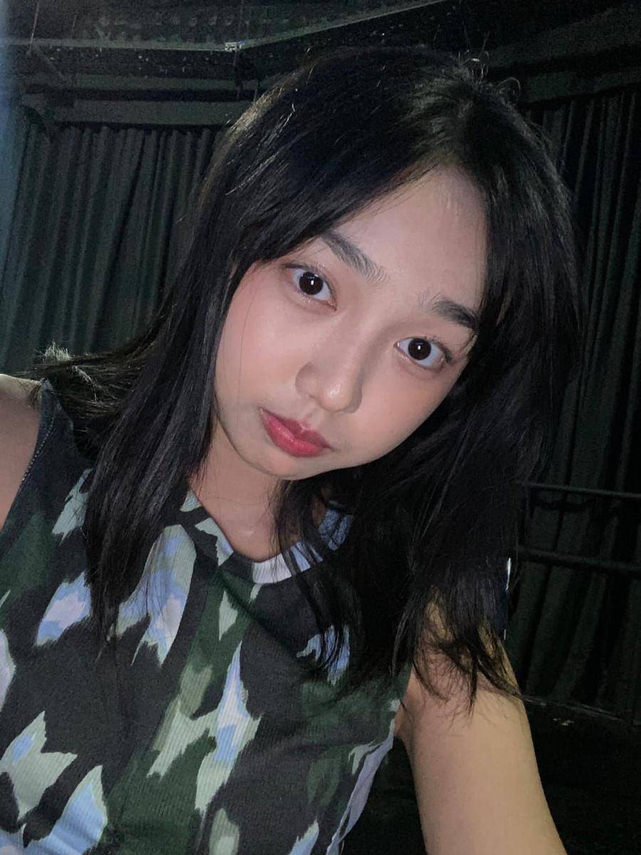 Nayla JKT48 (x.com/SNayla_JKT48)