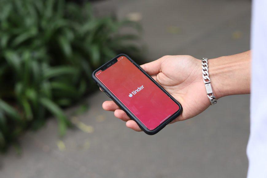 5 Tips Aman Main Dating App, biar Gak Kena Tipu!