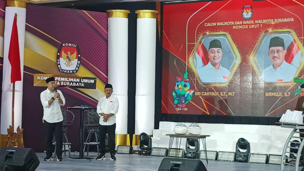 Eri-Armuji Janji Bangun Hutan Kota, Atasi Polusi Udara di Surabaya