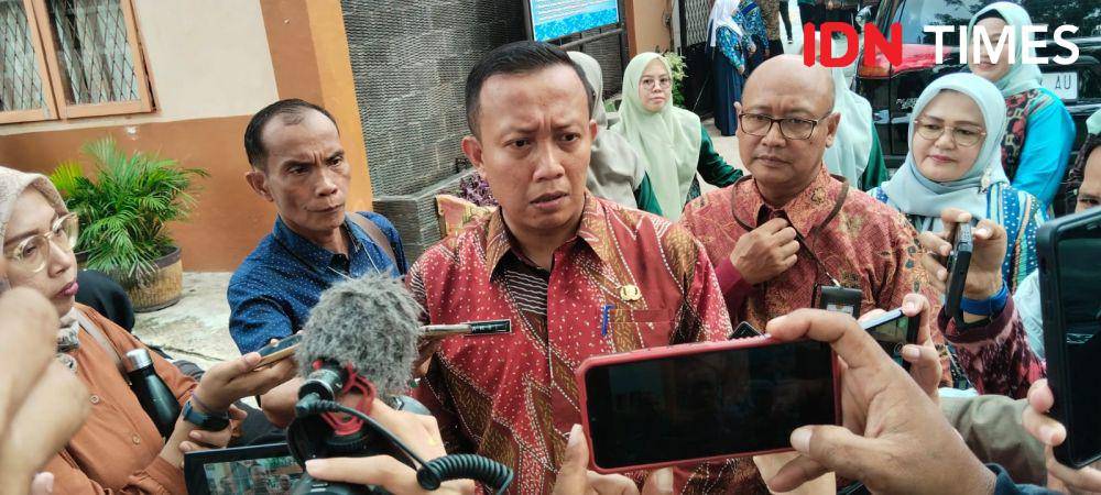 Kepala Disdik Palembang Amri (IDN Times/Feny Maulia Agustin)