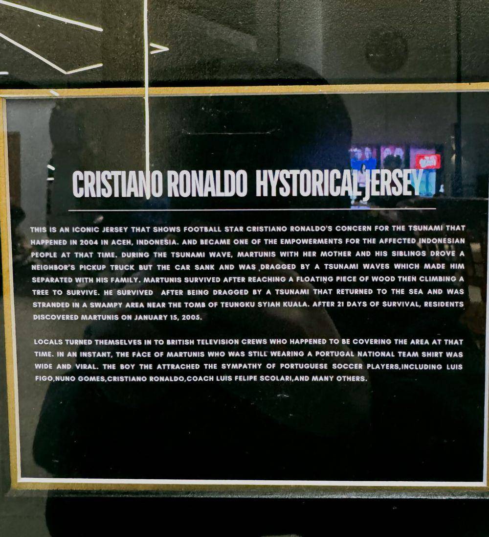 potret Atta Halilintar beli jersey bersejarah Cristiano Ronaldo (instagram.com/attahalilintar)