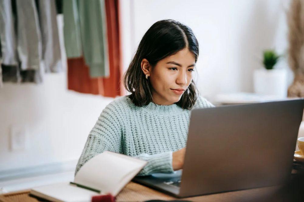 Kenapa Banyak yang Alergi dengan Perempuan Mandiri? Ini 5 Alasannya