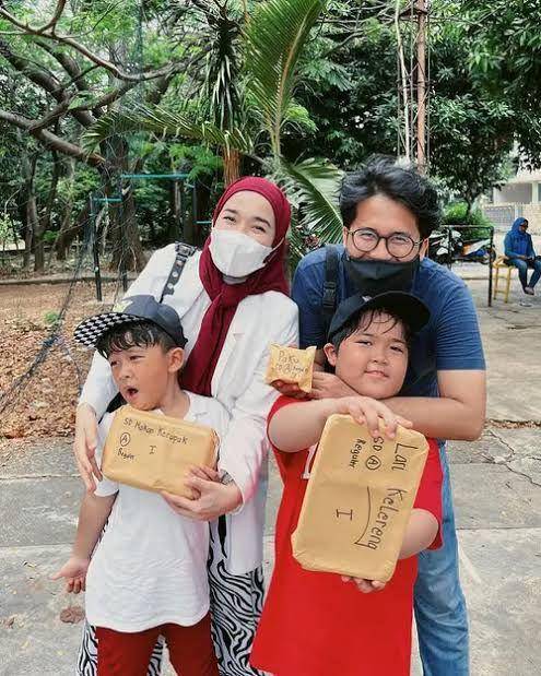 Ririe dan Ayus kompak demi anak (Instagram.com/ririe_fairus)