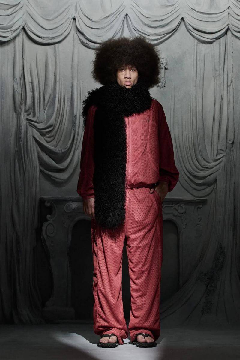 Alexander Wang Resort 2025 lookbook (instagram.com/alexanderwangny)
