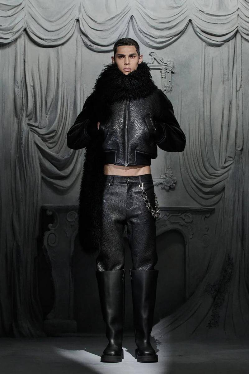 Alexander Wang Resort 2025 lookbook (instagram.com/alexanderwangny)