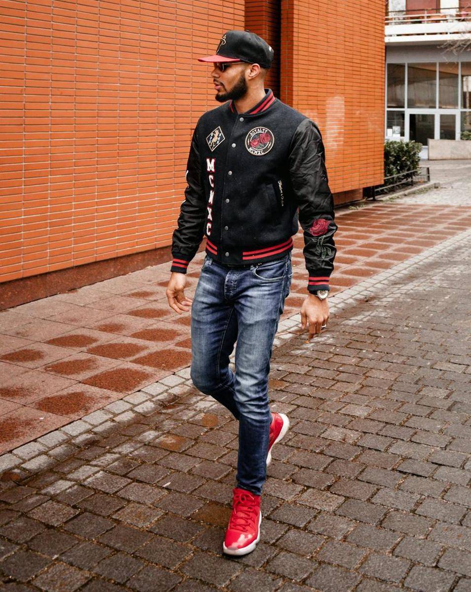 mix and match varsity jacket (pexels.com/god picture)
