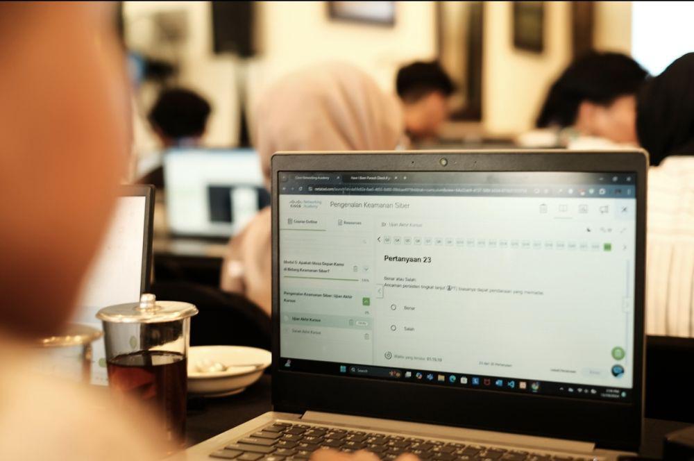 Indosat, BPPTIK Komdigi, dan Mangkunegaran Gelar Pelatihan Siber GenSi