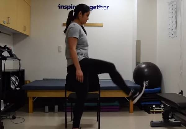 ilustrasi leg swings