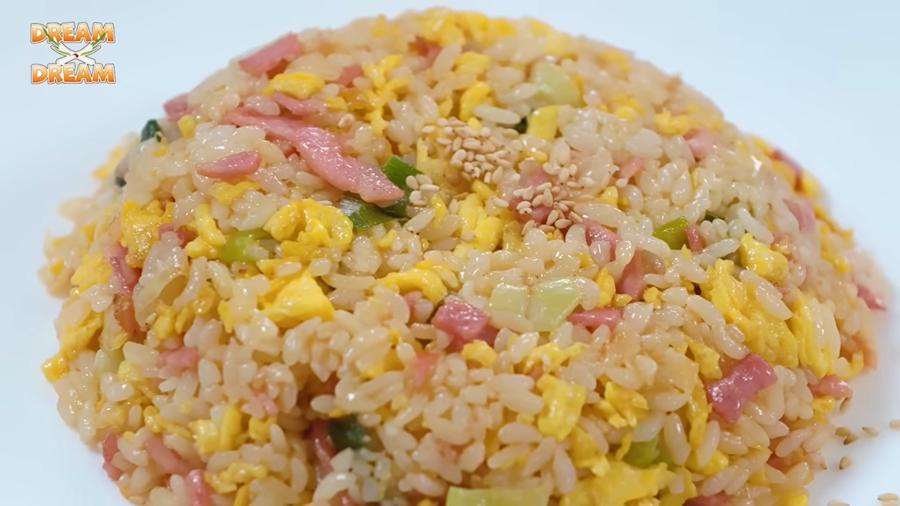 Resep Nasi Goreng Bacon ala Mark NCT