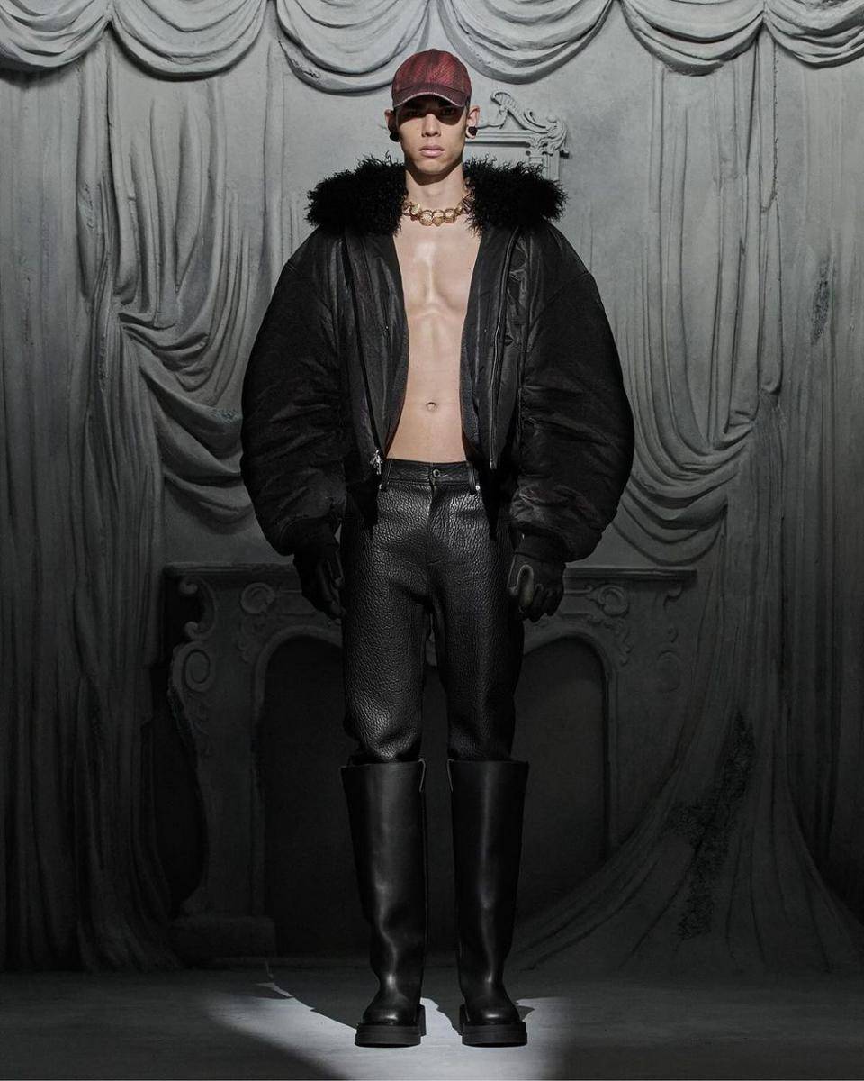 Alexander Wang Resort 2025 lookbook (instagram.com/alexanderwangny)