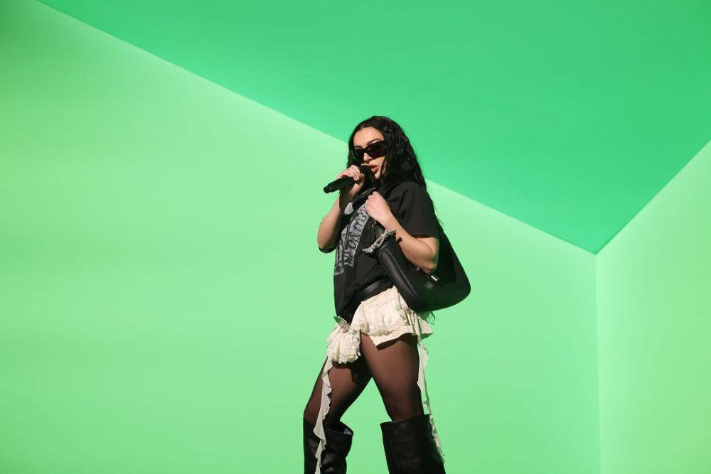 Kenapa Album Brat Charli XCX Sukses Besar?