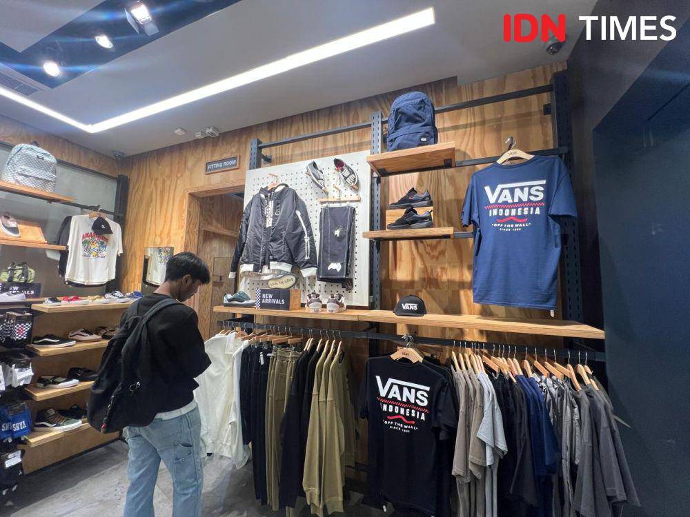 Keseruan Vans Thursday Blast di gerai Vans Grand Indonesia. (IDN Times/Wahyu Kurniawan)