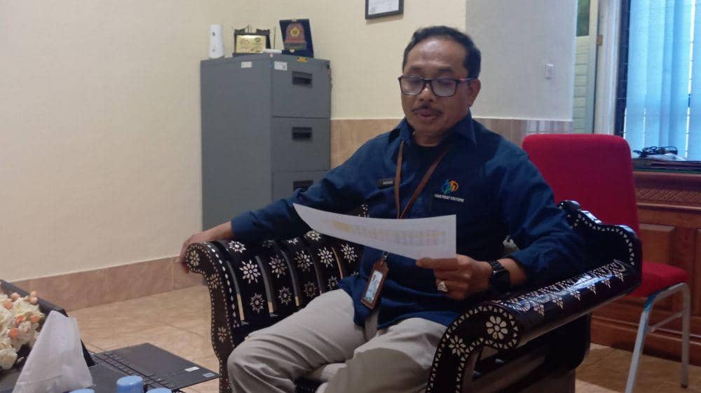 Kepala BPS Lotim, Muhadi (IDN Times/Ruhaili)