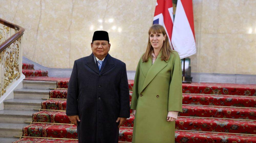 Presiden RI Prabowo Subianto memenuhi undangan makan siang dari Wakil Perdana Menteri Inggris Angela Rayner di Lancaster House, London, Kamis (21/11). (Dok. Tim Komunikasi Prabowo)