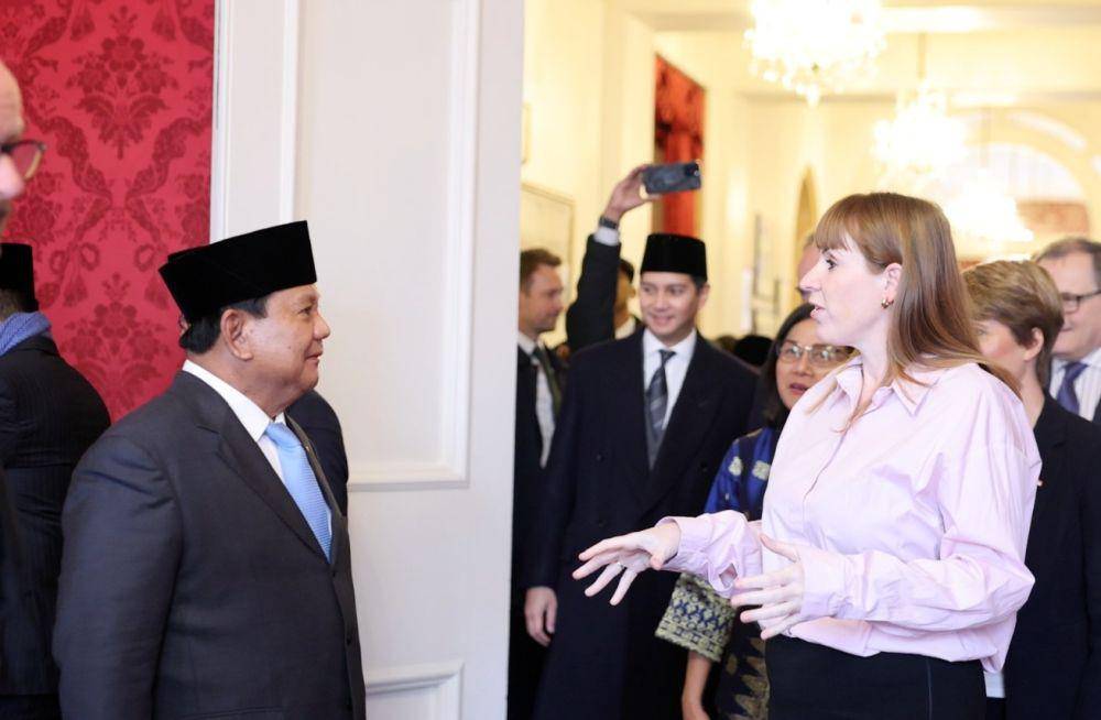 Presiden RI Prabowo Subianto memenuhi undangan makan siang dari Wakil Perdana Menteri Inggris Angela Rayner di Lancaster House, London, Kamis (21/11). (Dok. Tim Komunikasi Prabowo)