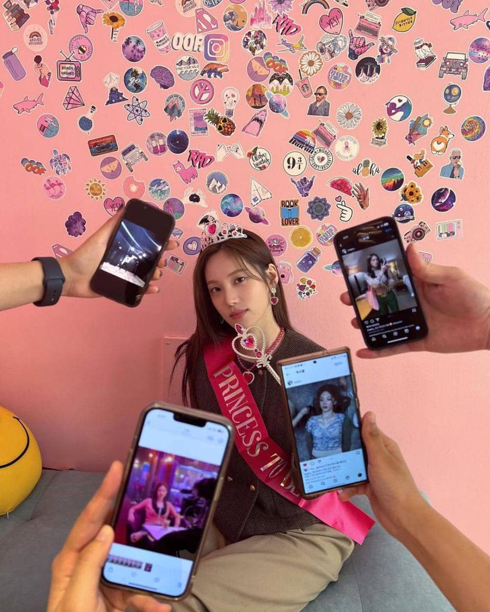 Han Jae Yi (instagram.com/jragoo_)