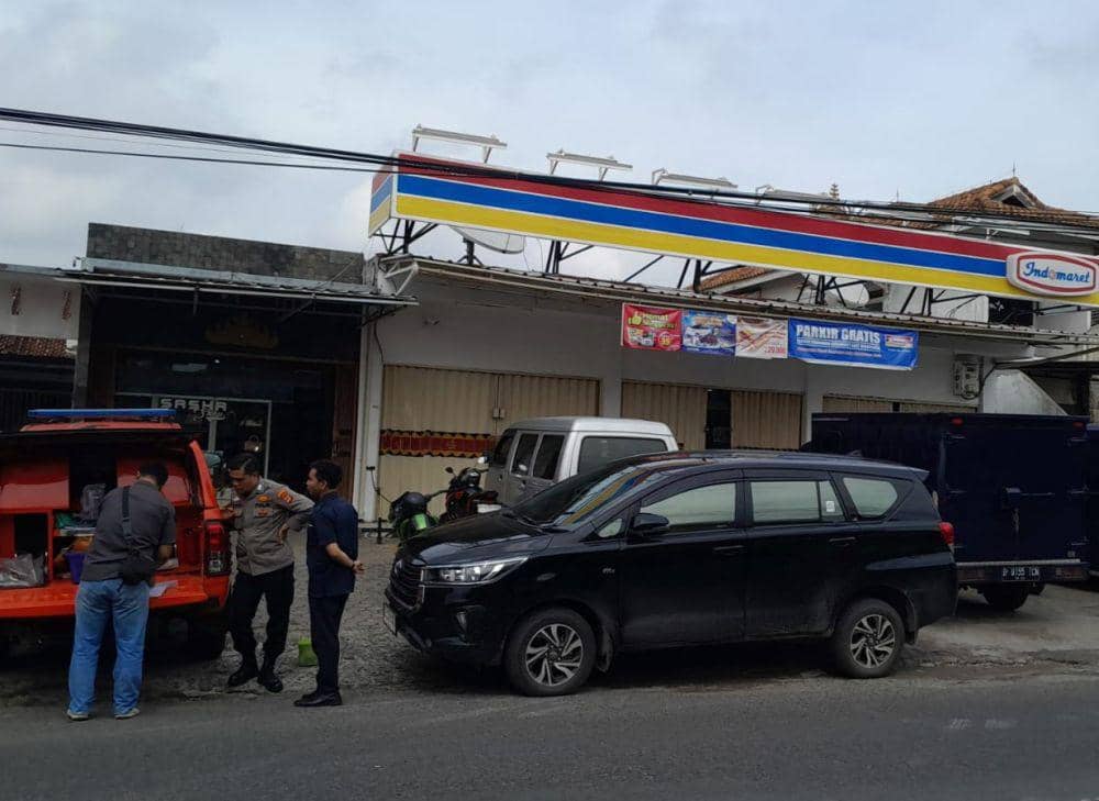 Penampakan TKP bobol ATM di di Jalan Panglima Polim, Kelurahan Segalamider, Kecamatan Tanjungkarang Barat, Kota Bandar Lampung. (Dok. Polresta Bandar Lampung).