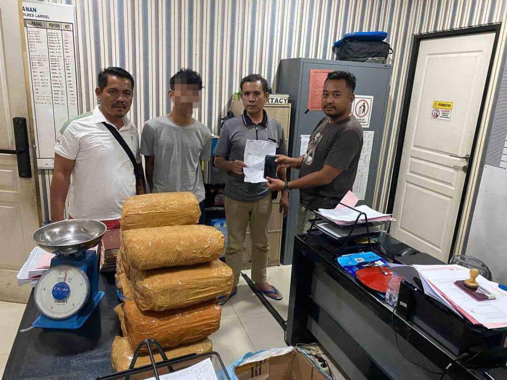 Tim KSKP Bakauheni ungkap peredaran narkoba jenis ganja 11 Kg. (DOK. KSKP Bakauheni).