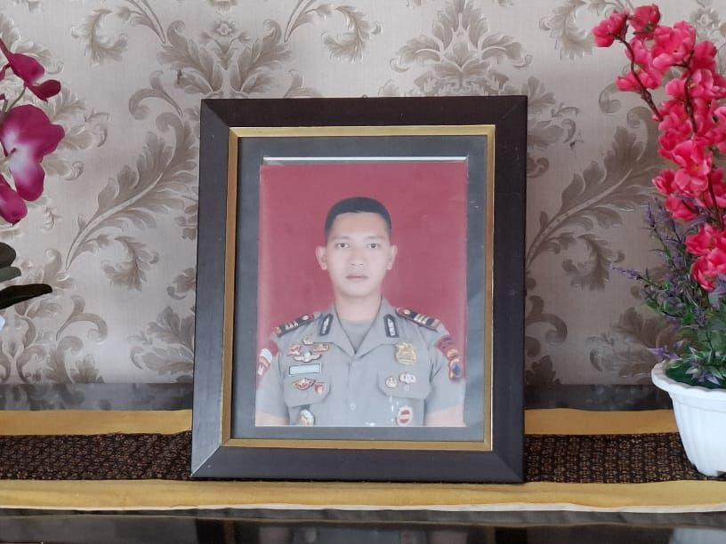 Keluarga AKP Ulil Harap AKP Dadang Iskandar Dihukum Berat
